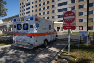 ambulance-1334534-m