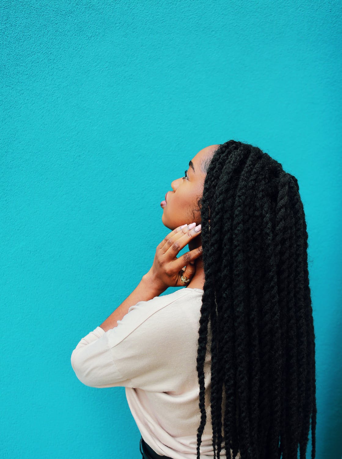 Black Women Speak Up About Their Struggles Wearing Natural Hair In