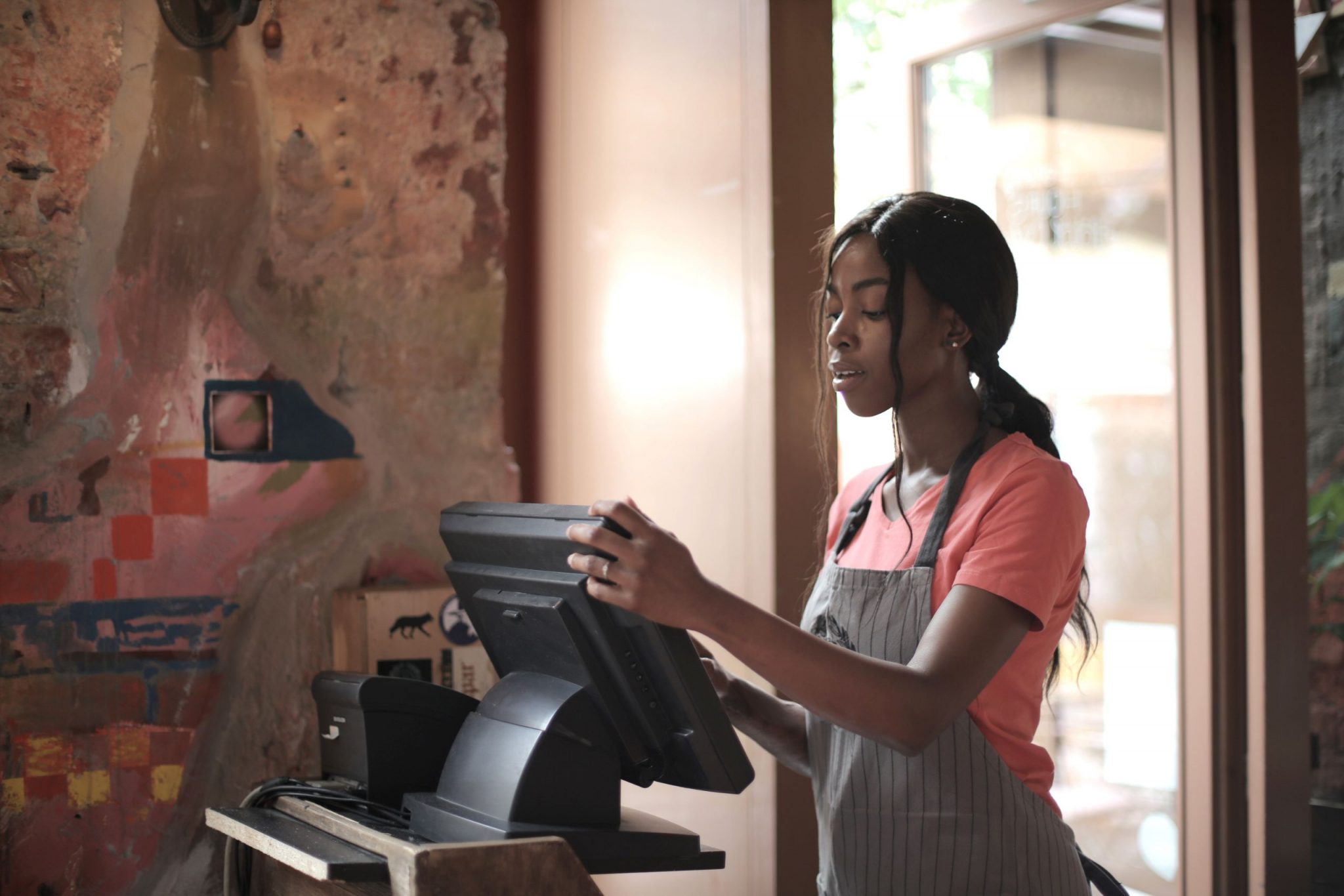 los-angeles-employment-lawyer-reminder-minimum-wage-up-to-15-50-in